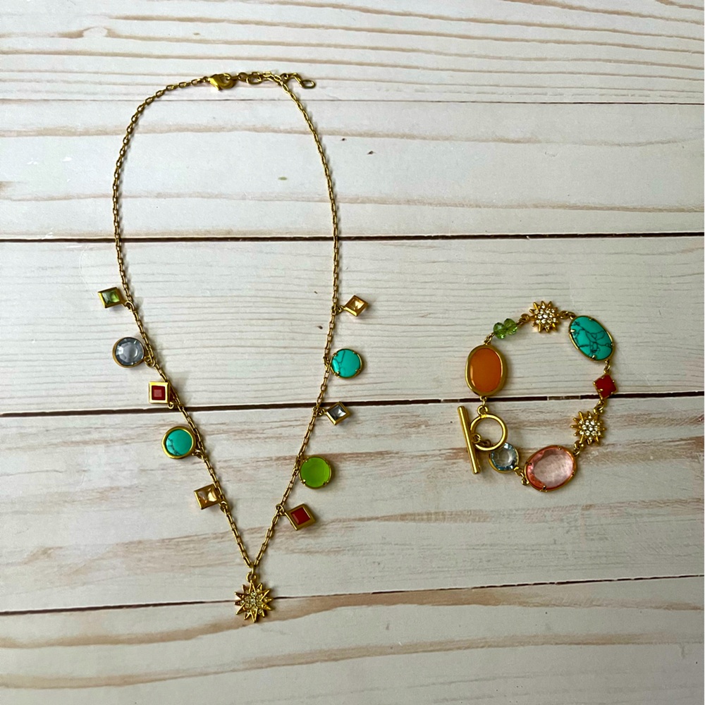 Beautiful Summery Gold and Stones Necklace and Bracelet Set